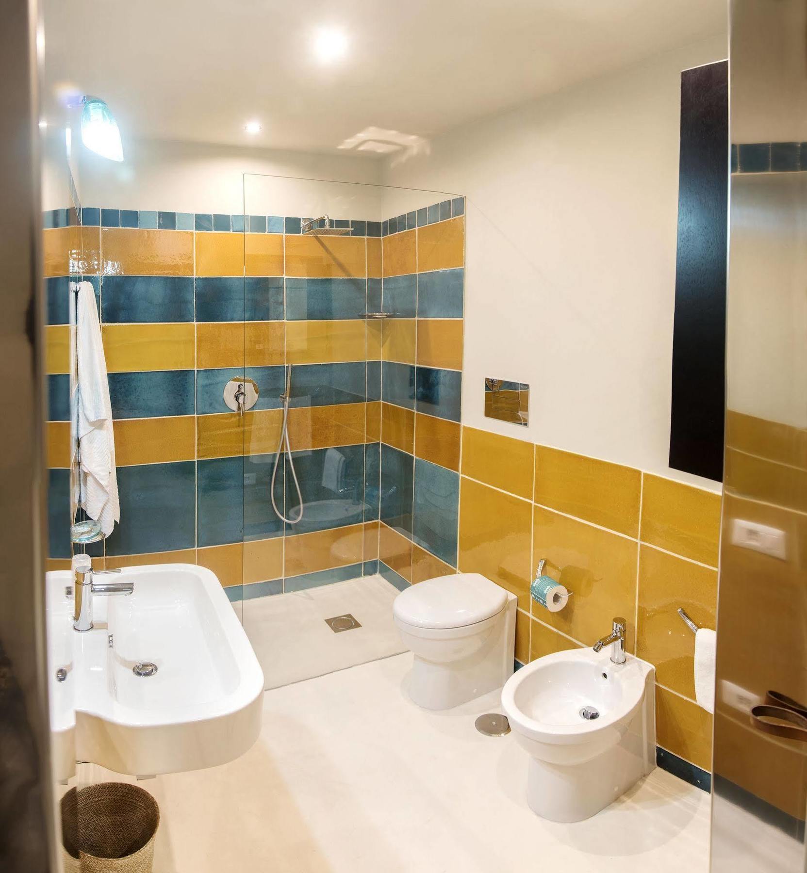 Atelier Ines B&B Home Gallery Napoli Esterno foto